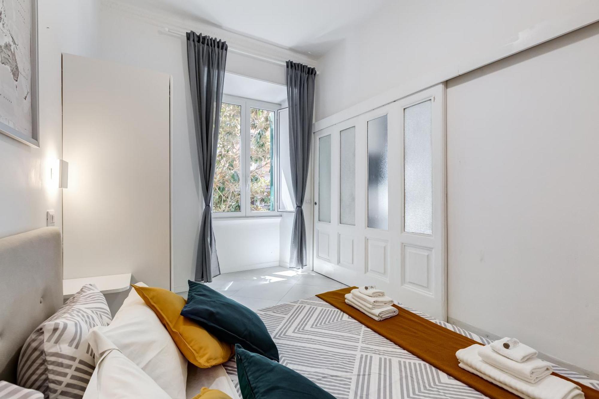 Bdc Alpha & Omega In Monti District With 2bath Rom