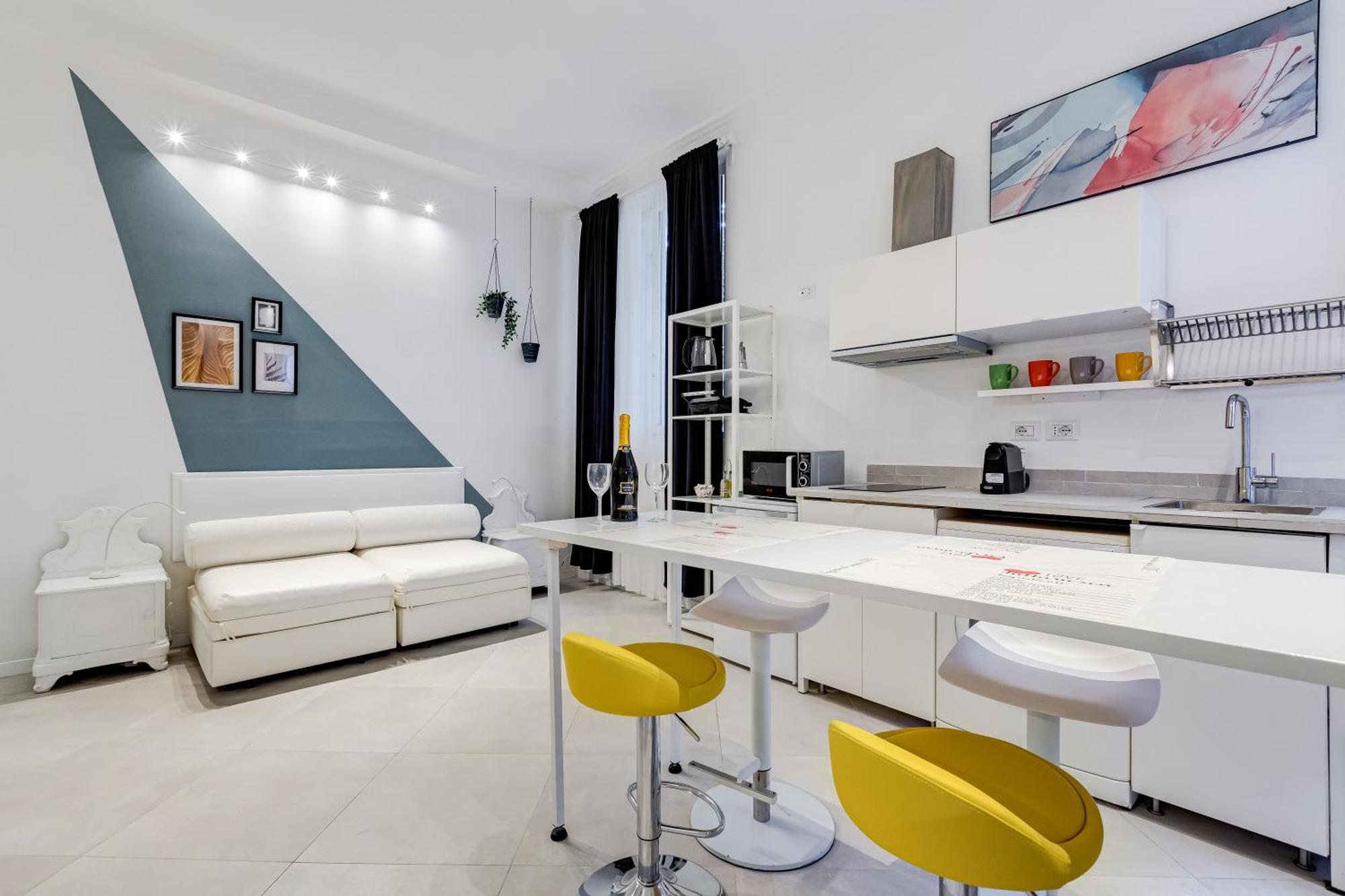 Bdc Alpha & Omega In Monti District With 2bath Rom