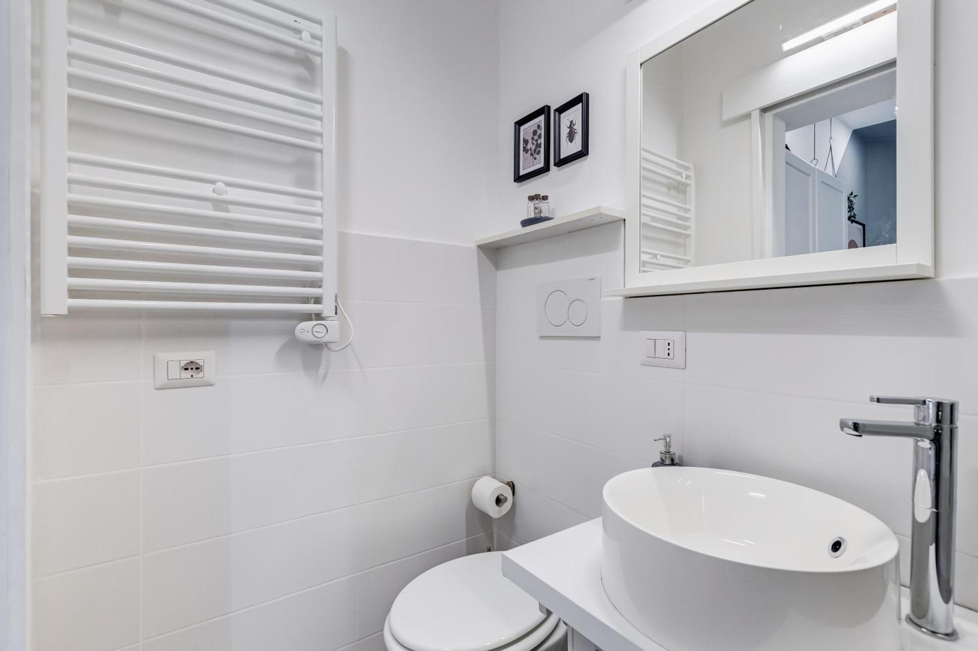 Bdc Alpha & Omega In Monti District With 2bath Apartment Rom