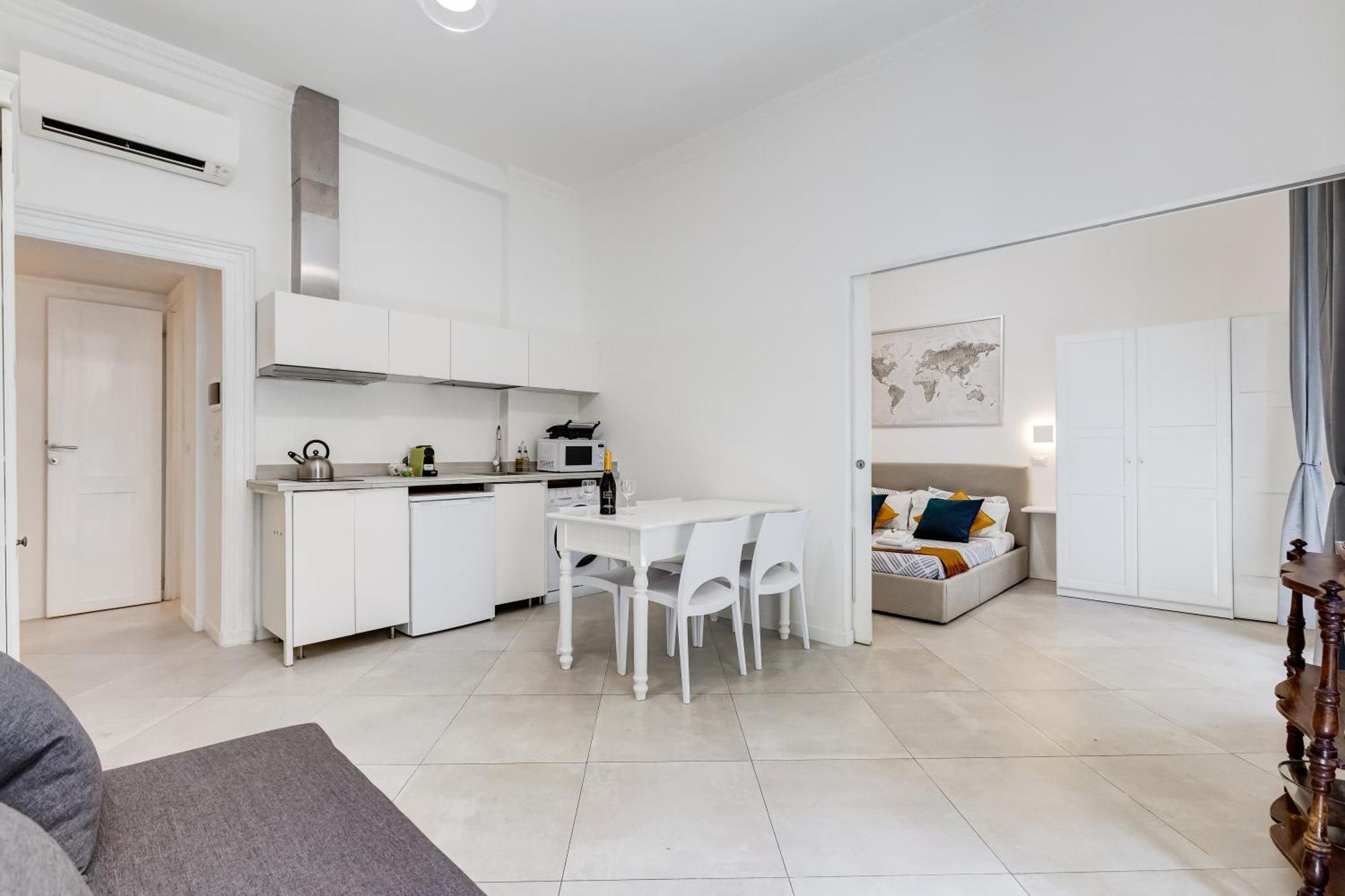 Apartment Bdc Alpha & Omega In Monti District With 2bath Rom