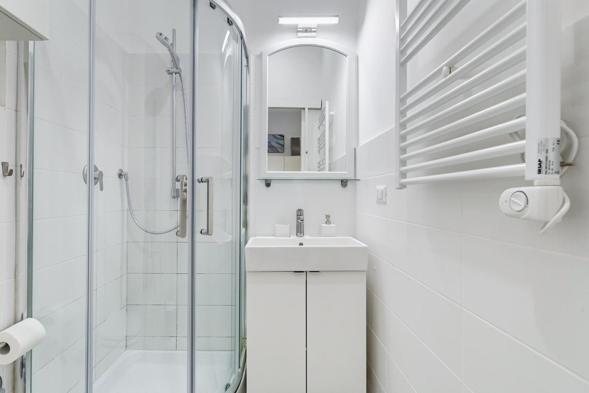 Bdc Alpha & Omega In Monti District With 2bath Rom